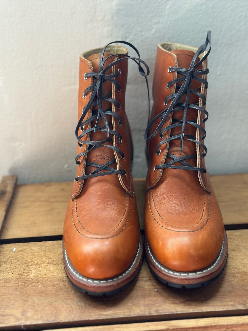 Red Wing Shoes Clara Heritage Cognac Leather Lace-Up Heeled Ankle Boots - Picture 2 of 13